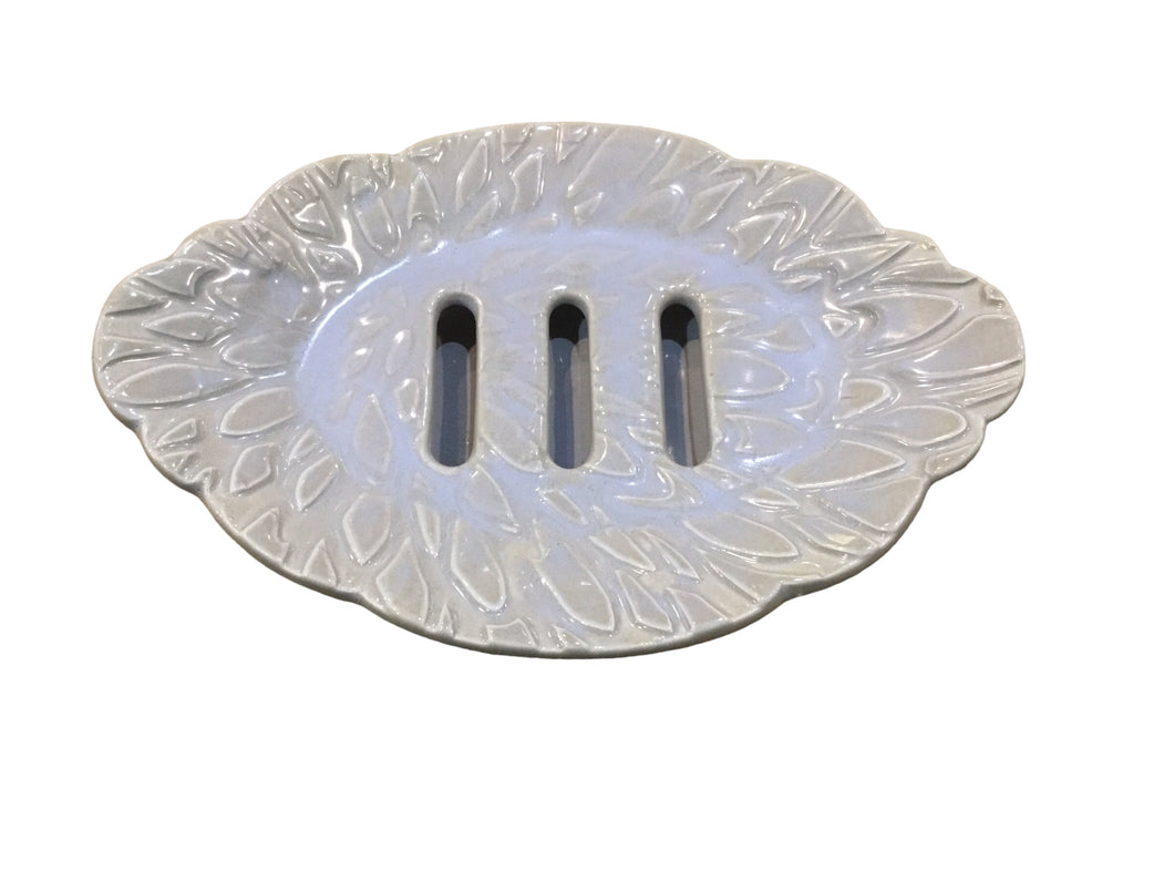 Scalloped soap dishes