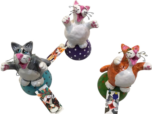 Party Cats on Balls Split