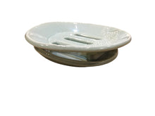 Round soap dishes