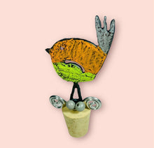 Bird wine stopper