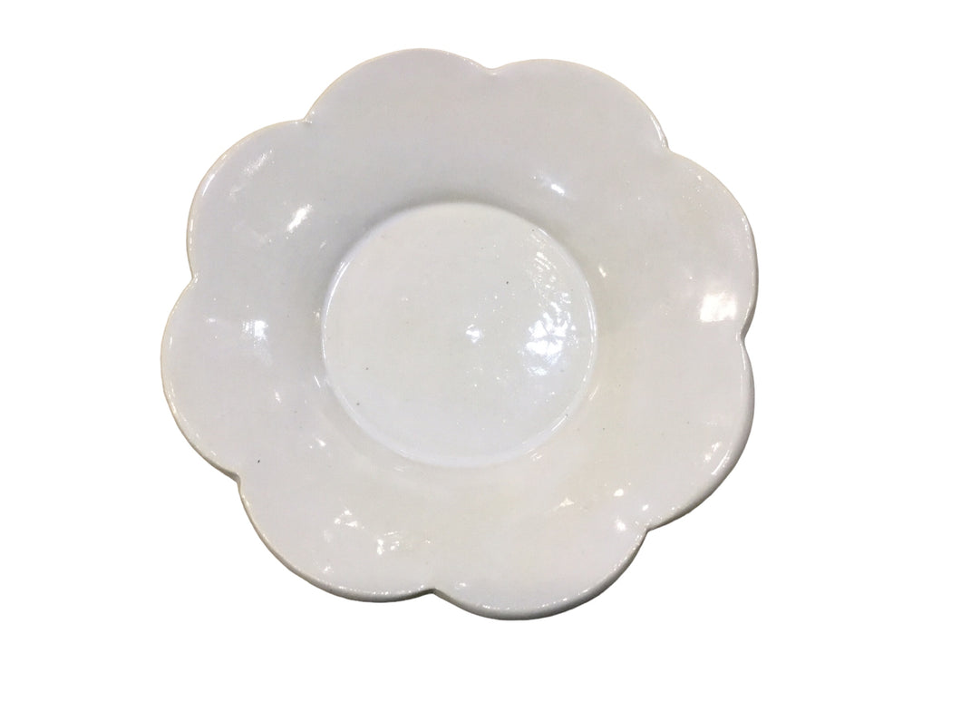 Flower shape trinket dish