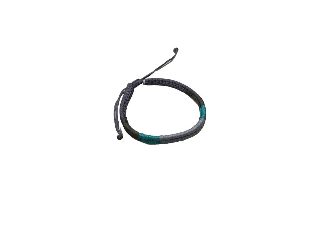 Men's macrame surfer bracelet