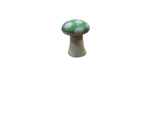 Medium Toadstool