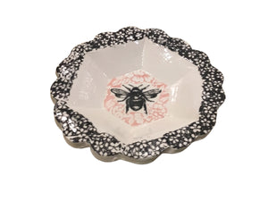 Small bowl trinket/pink insect