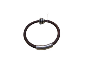 Brown bracelet w/ magnet