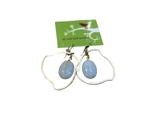 Large shape/Blue stone