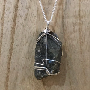 Medium Labradorite Pendant