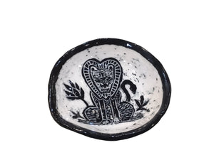 Lion sgraffito dish