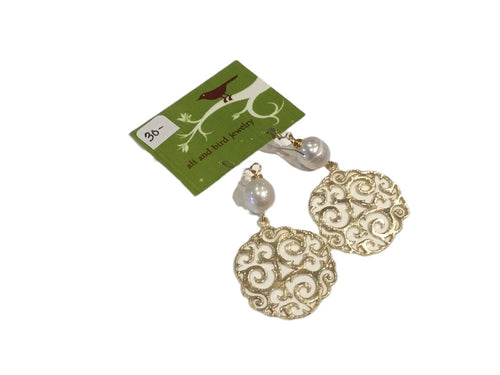 Gold Earring Design w/ Pearl