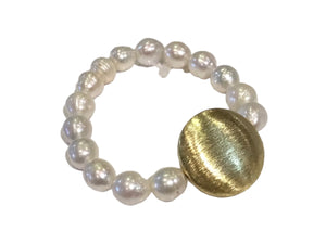 Pearl/Gold Disk Bracelet