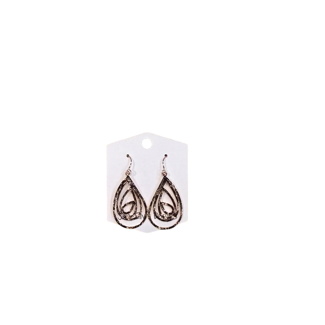 Medium Rose Gold Teardrop Earrings