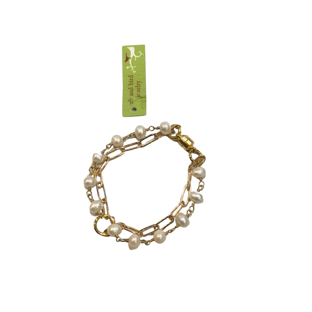 Small gold paperclip chain w/ pearl chain