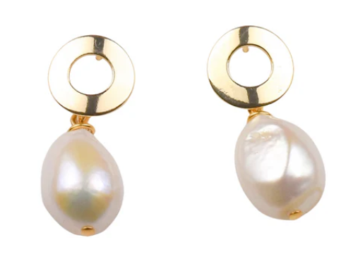 Circle Earrings with Pearl