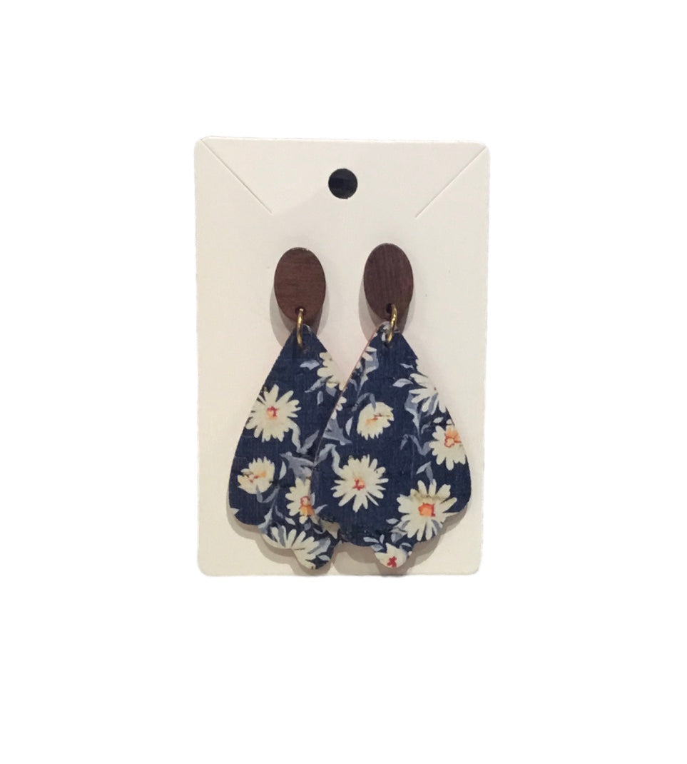 Blue & White Daisy Earrings