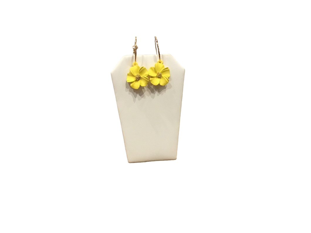 Gold Hoops-Sculpted flower with beaded center