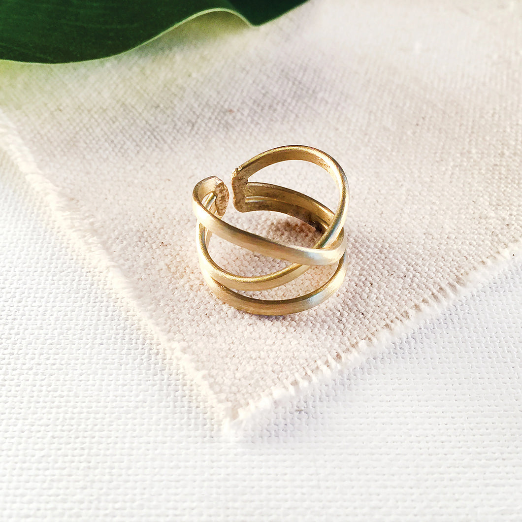 Linear x ring - gold