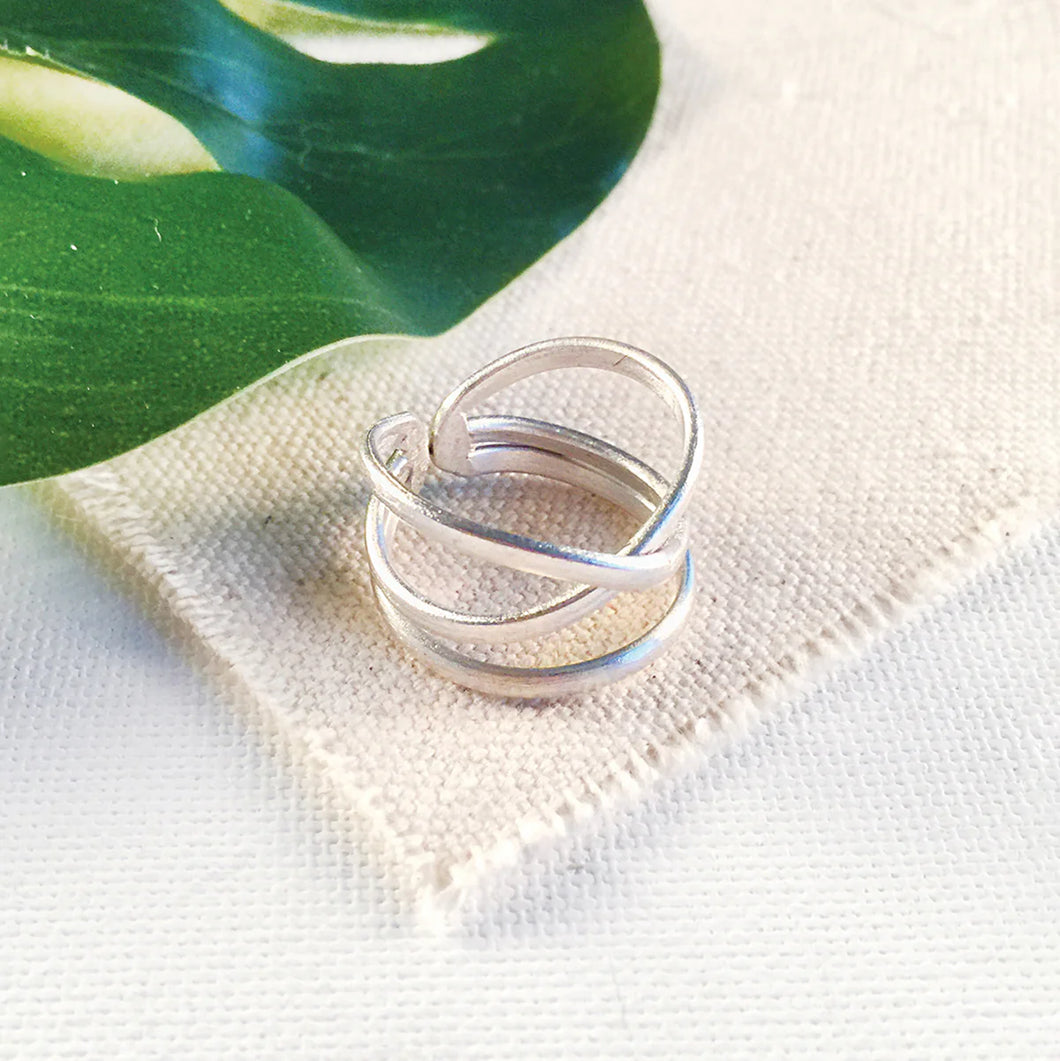 Linear x ring - silver