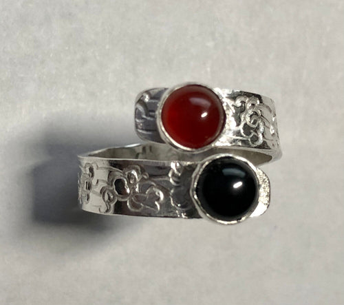 Onyx and Carnelian Ring