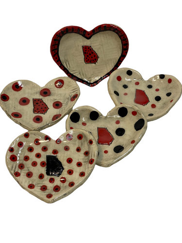 Georgia Heart Dish (Red/Black)