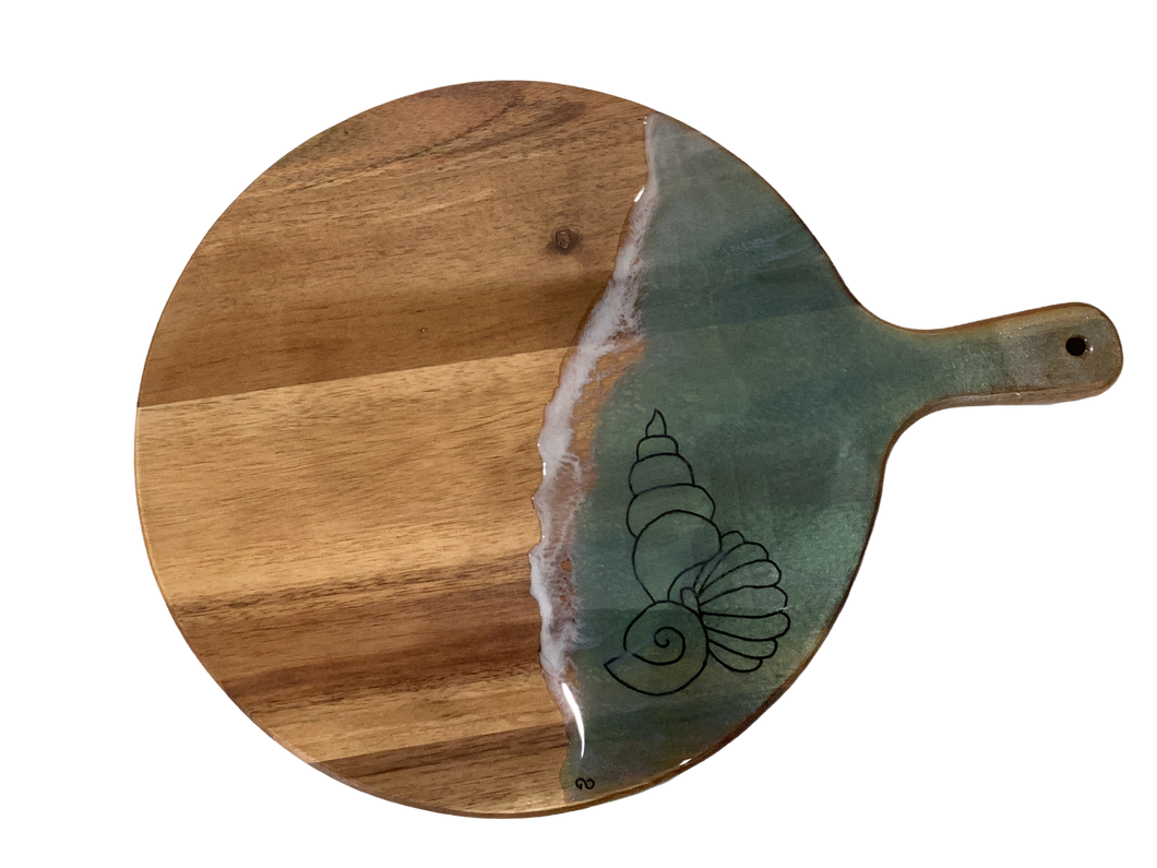 Ocean Blue with Seashell/Round Charcuterie Board