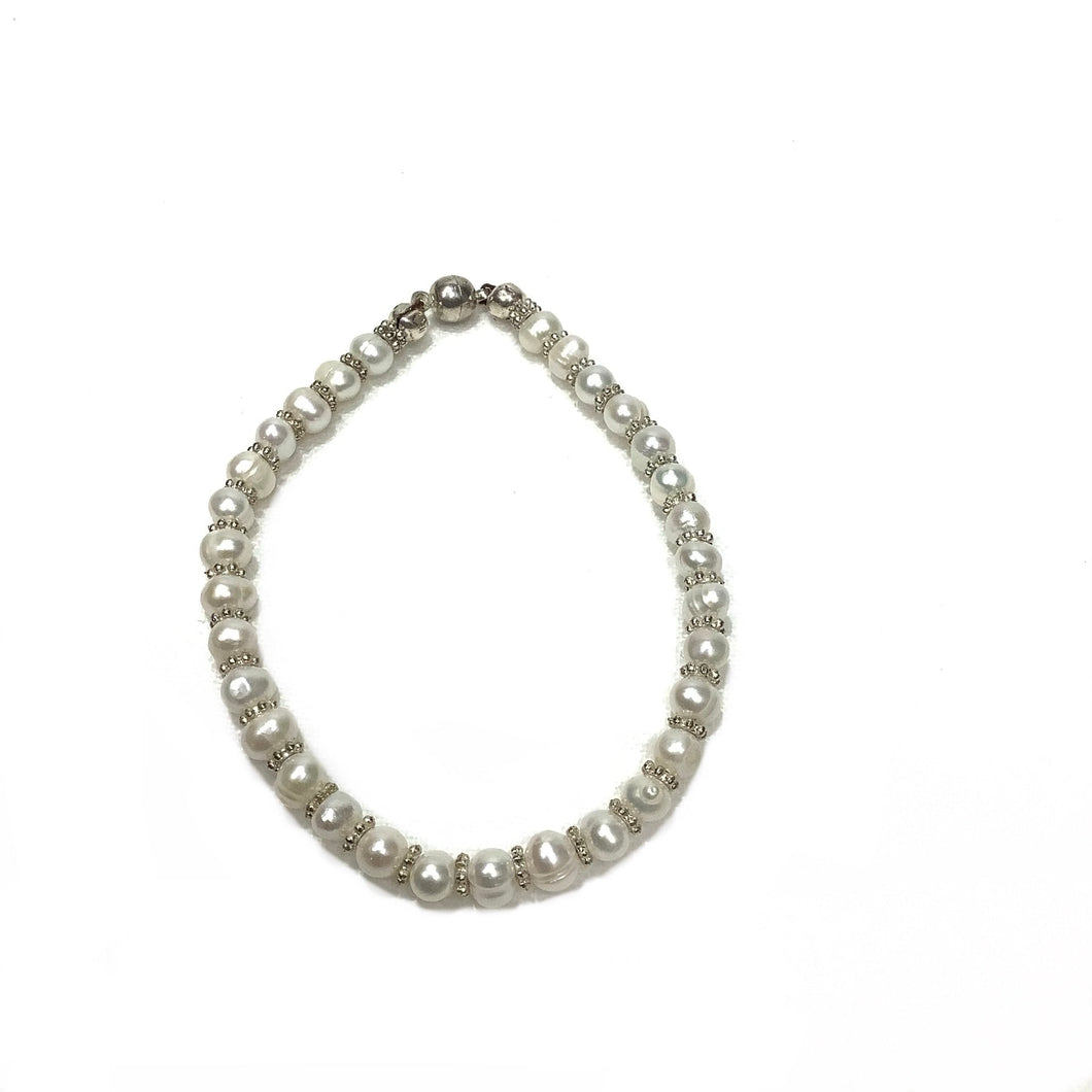 Bracelet - Pearl Beads with magnetic clasp