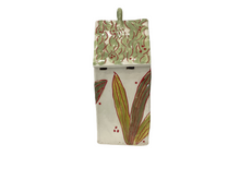 Square Tall Birdhouse Leaf