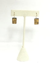 Kumboo Earrings - 2 Dot Floral