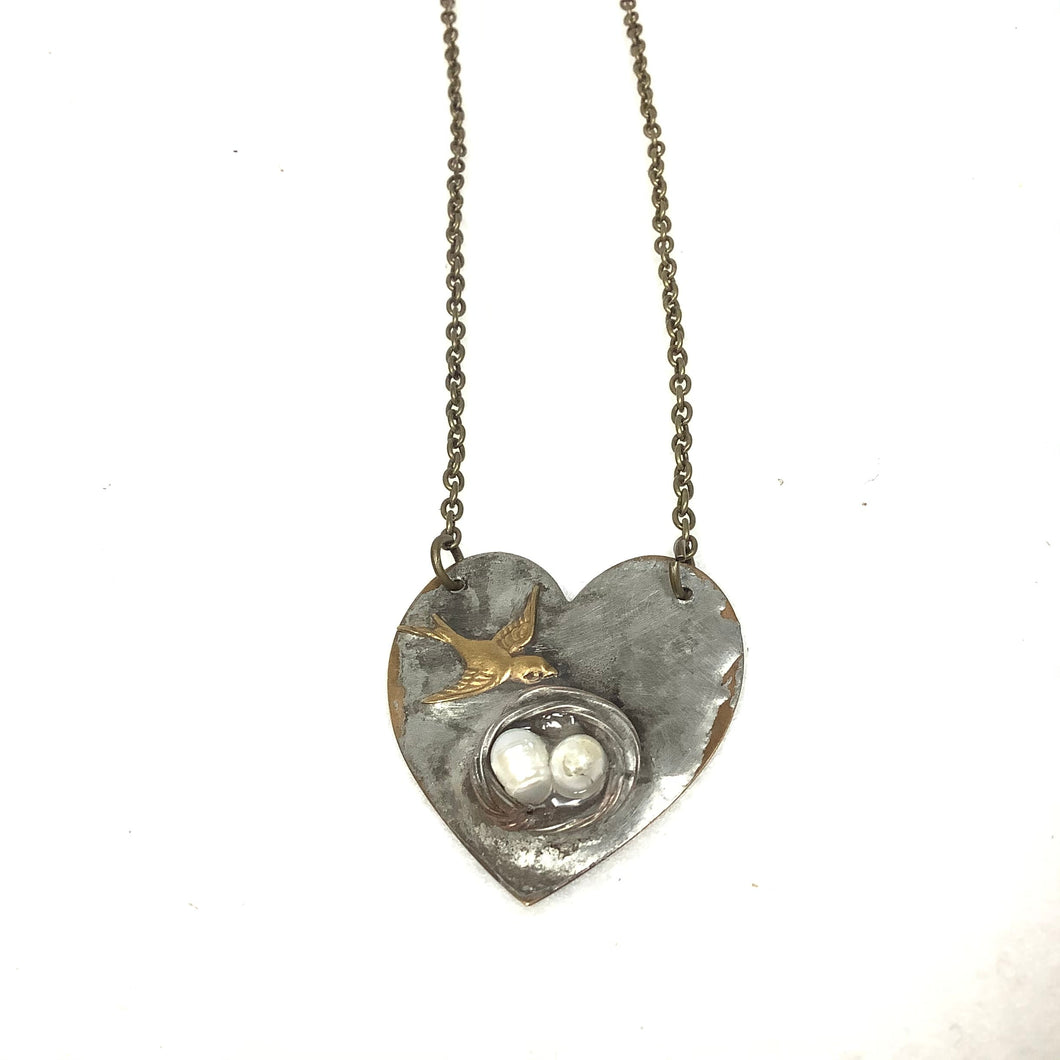 Heart Nest Necklace