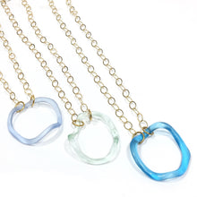 Open Wave Necklace in Gold