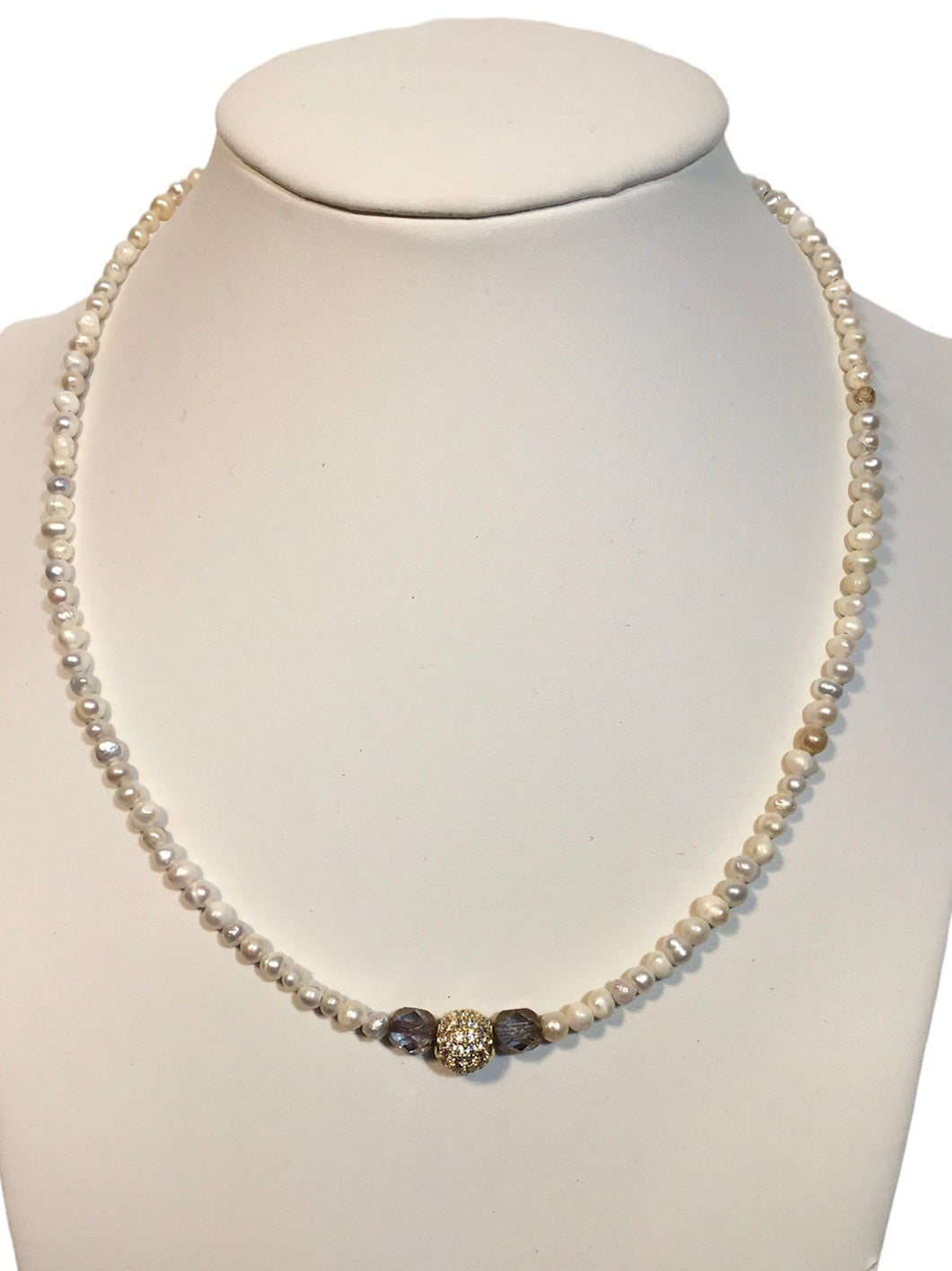 Fresh nater pearls necklace