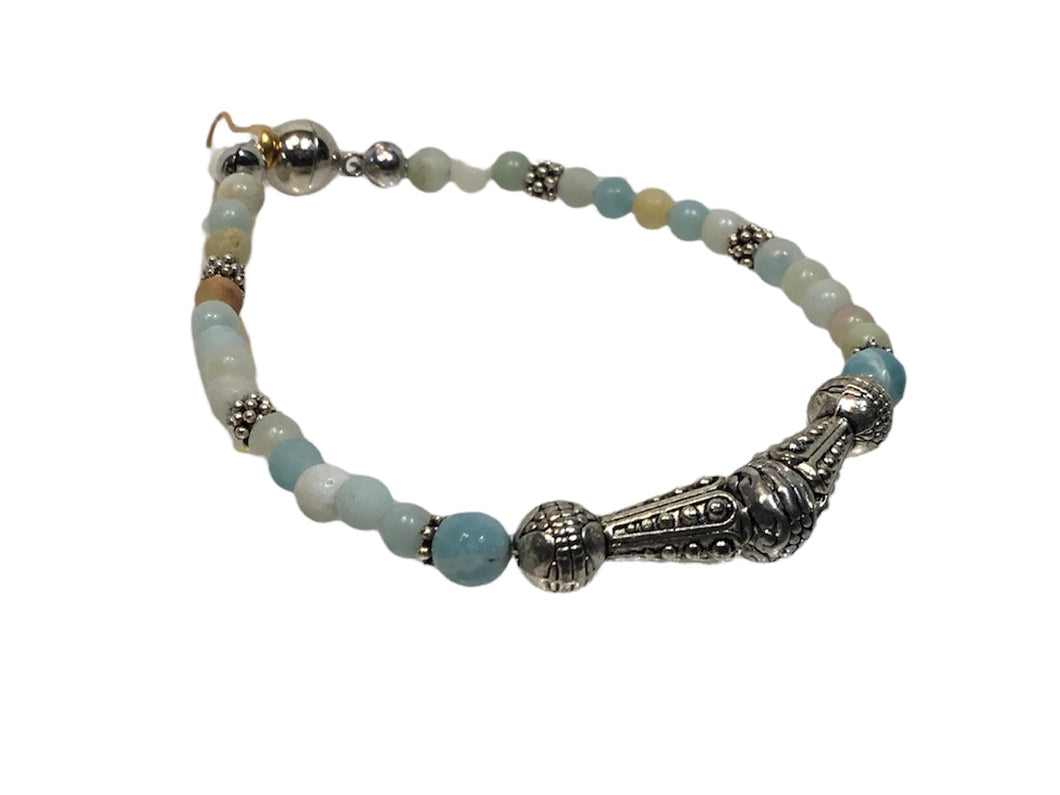 Amonzonite bracelet with magnetic closure
