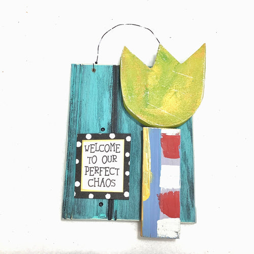 Hanging Tulip Plaque - Welcome To